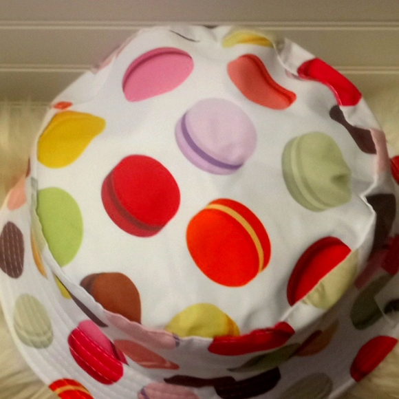 Macaroons Multicolored Reversible Cotton Bucket Hat - Picture 3 of 12